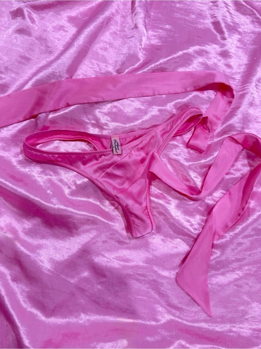 Agent Provocateur - Picture 4 of 4